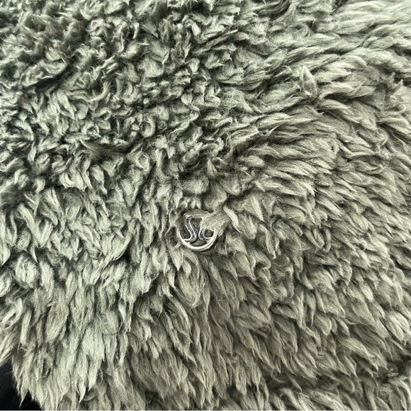 Lululemon Warm Restore Sherpa Pullover Fleece Army Green Size XS/Small - Picture 6 of 9